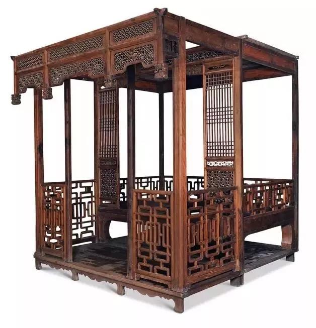 清中期 楠木攢燈籠錦拔步床