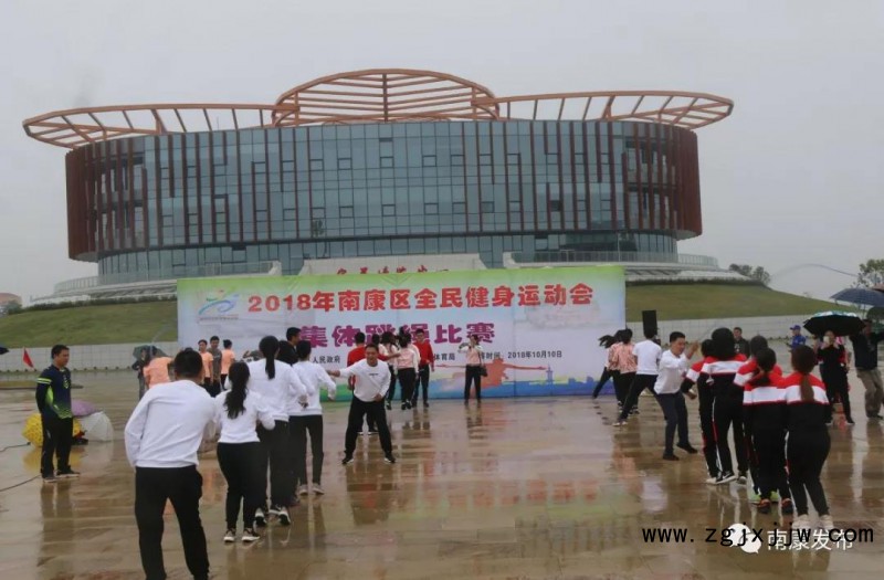 南康家居小鎮(zhèn)熱鬧非凡！2