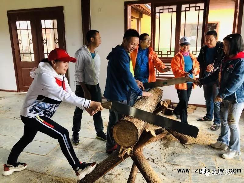 南康家居小鎮(zhèn)熱鬧非凡！3