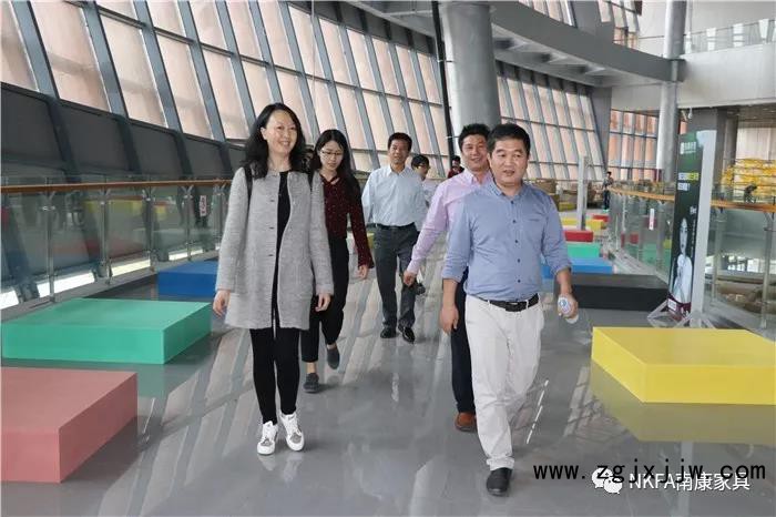 中國家具協(xié)會副秘書長屠祺來我區(qū)實地考察全國家具制作職業(yè)技能競賽總決賽籌備工作