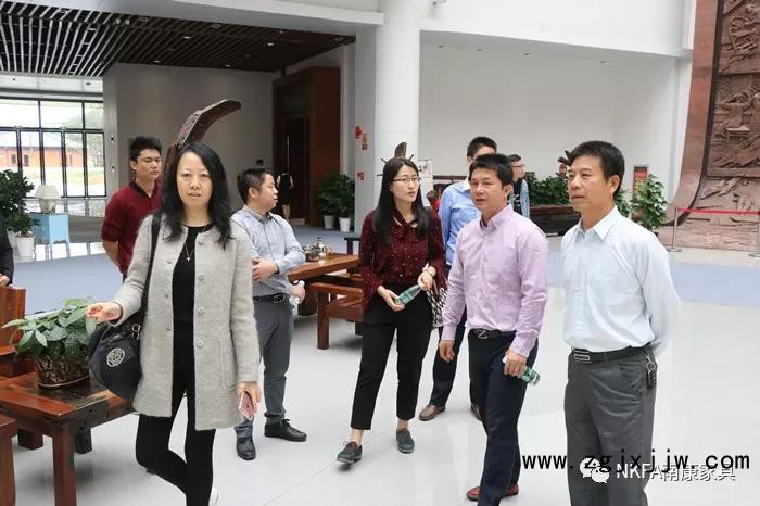 中國家具協(xié)會副秘書長屠祺來我區(qū)實地考察全國家具制作職業(yè)技能競賽總決賽籌備工作5