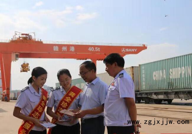 贛州稅務幫扶南康家具電商產(chǎn)業(yè)做大做強