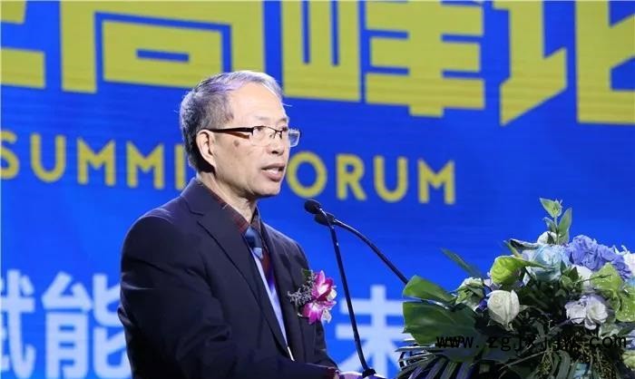 江西省家具協會會長何炳進