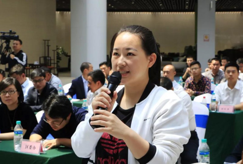 記者提問(楊曉明 攝)