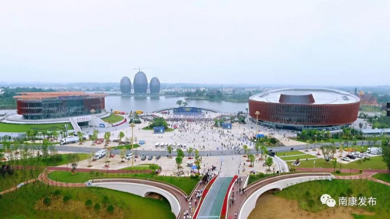 南康家居小鎮(zhèn)（張小龍  攝）