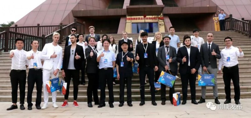 外商組團來南康采購