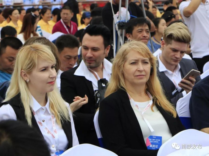 外商組團來南康采購2