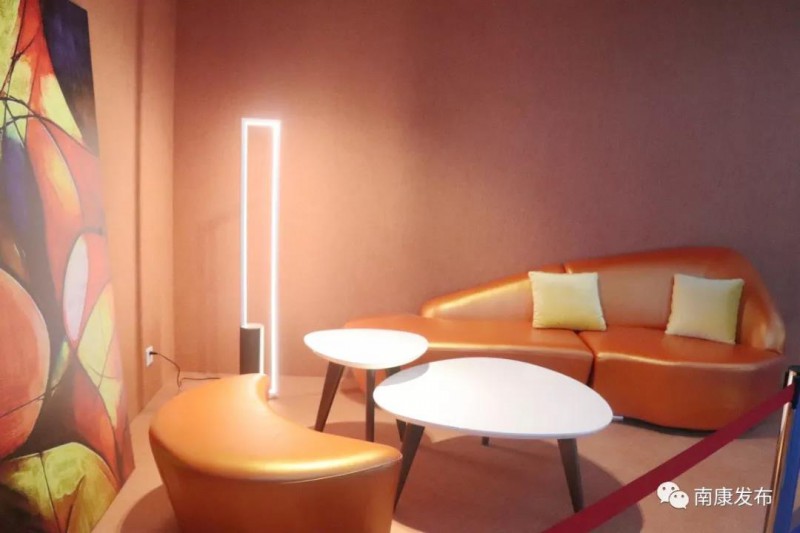 現代氣息的原創(chuàng)家具產品2