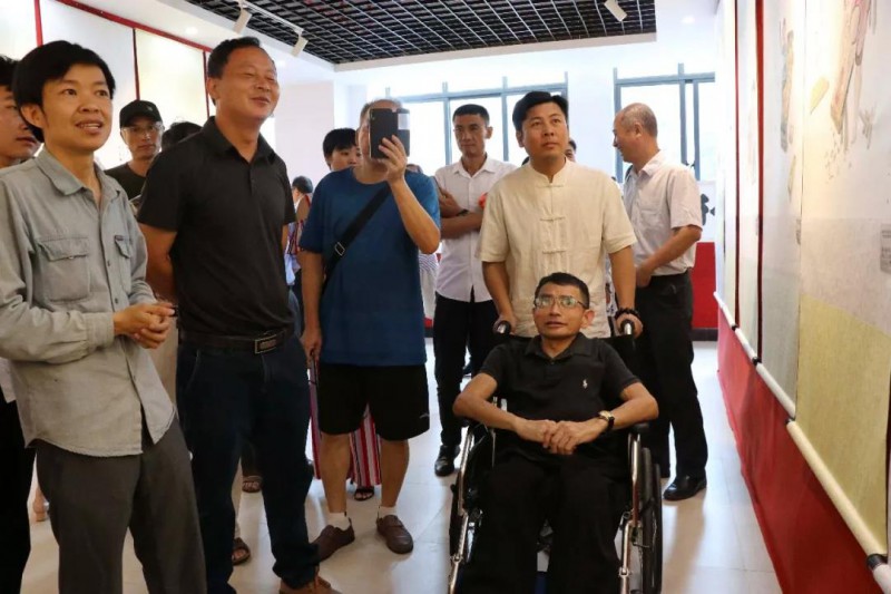 吸引眾多人前往觀展2