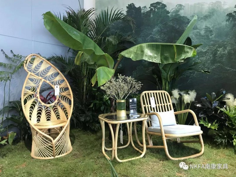 現(xiàn)場手工制作,傳承工匠精神2