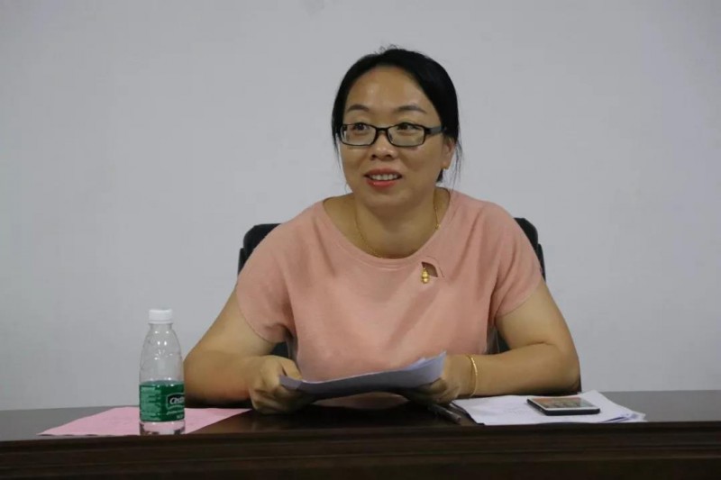 區家促局黨委委員沈春