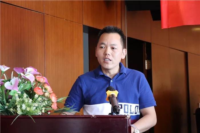 南城校具商會秘書長李水亮