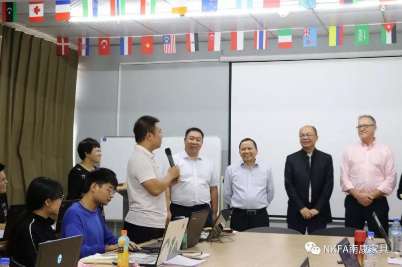 中國教育國際交流協會國際職業代表團一行考察南康家具產業17