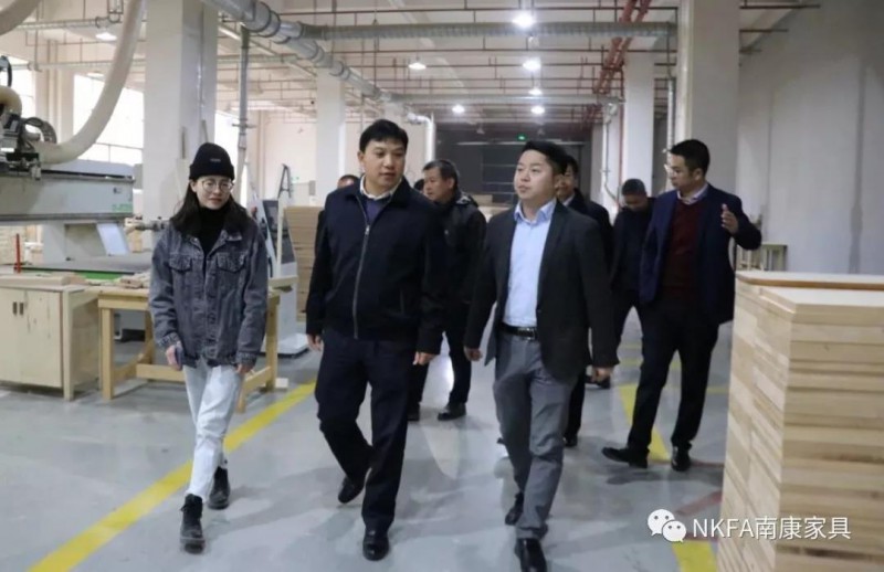 廣西扶綏縣考察團到南康考察家具產業發展情況