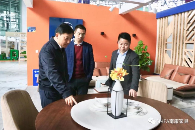廣西扶綏縣考察團到南康考察家具產業發展情況5