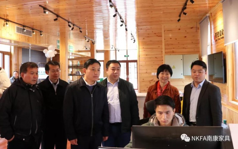 廣西扶綏縣考察團到南康考察家具產業發展情況6