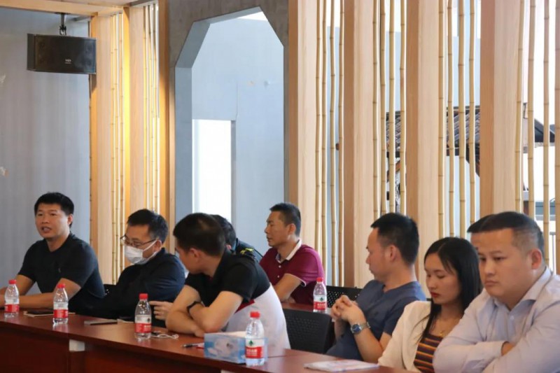 企業紛紛站在各自的角度提出了問題和顧慮，為更好地打造&ldquo;泛家居體驗中心&rdquo;2