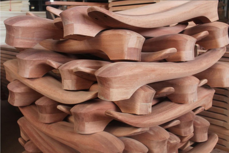 南洋花梨木家具廠家原料實(shí)拍4