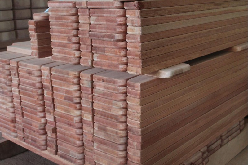 南洋花梨木家具廠家原料實(shí)拍6