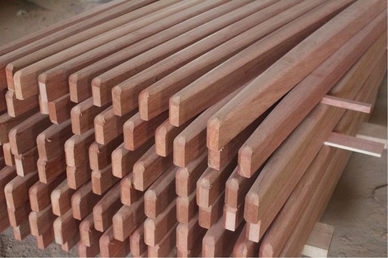 南洋花梨木家具廠家原料實(shí)拍8