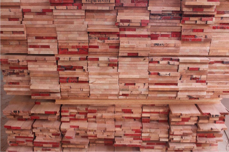 南洋花梨木家具廠家原料實(shí)拍10