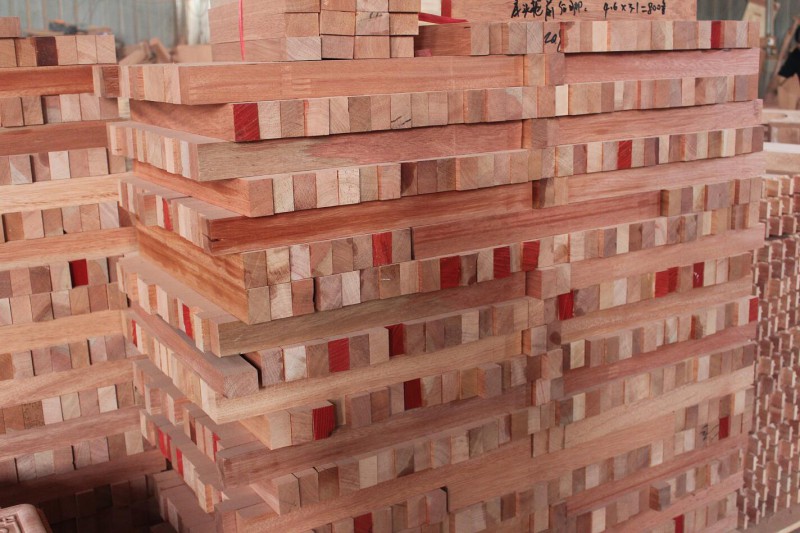 南洋花梨木家具廠家原料實(shí)拍20