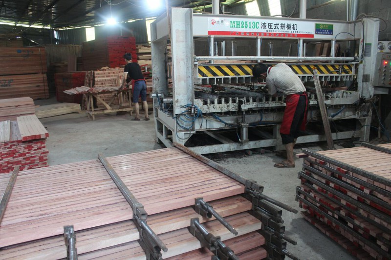 南洋花梨木家具廠家原料實(shí)拍23