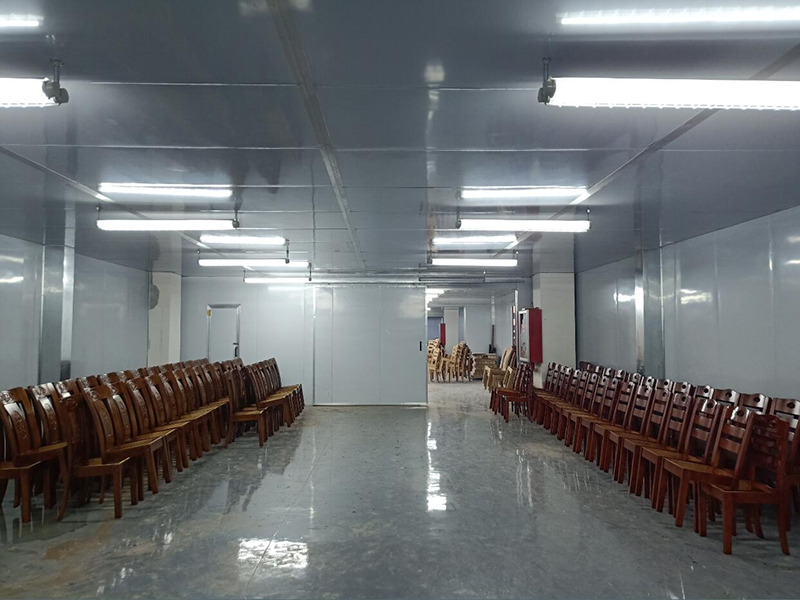 江西南康餐桌椅生產(chǎn)廠家10