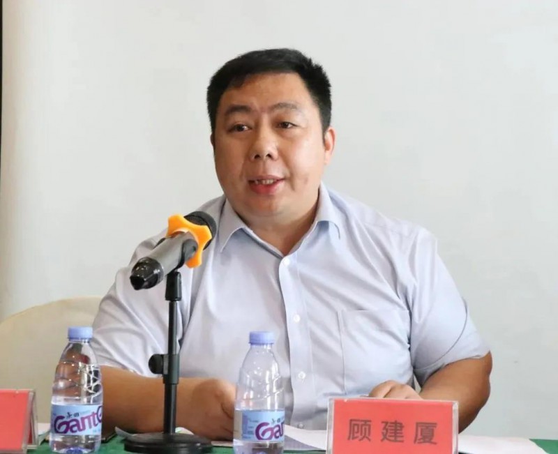 區家具協會會長顧建廈