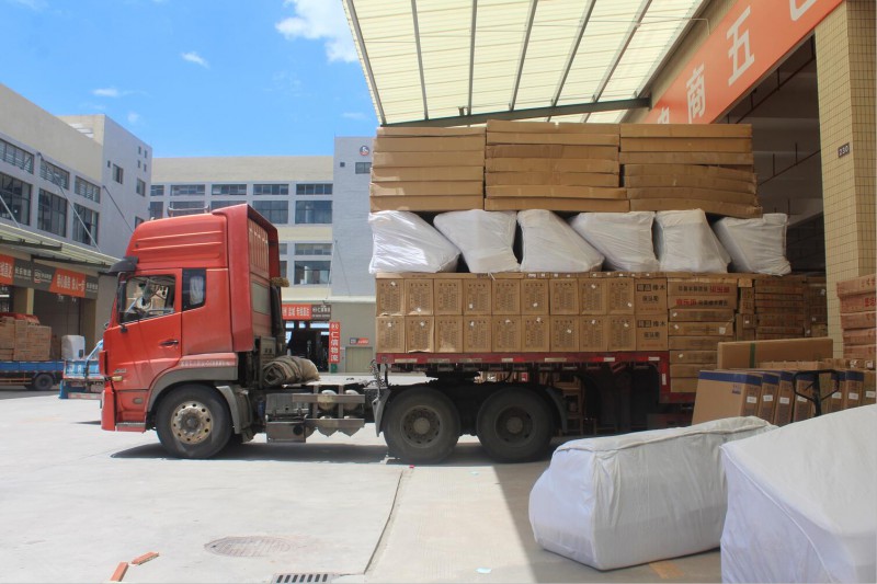 捷誠物流倉儲裝車7