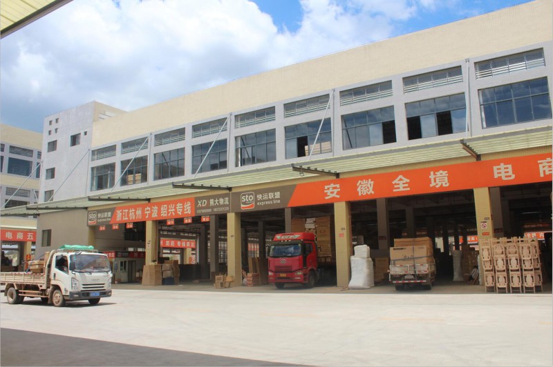 捷誠物流倉儲裝車4