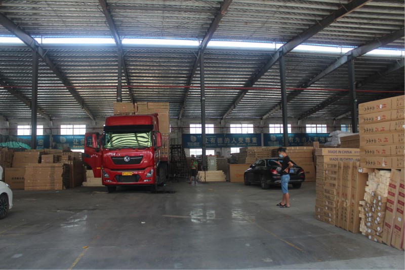 南康成信通物流倉儲裝車8