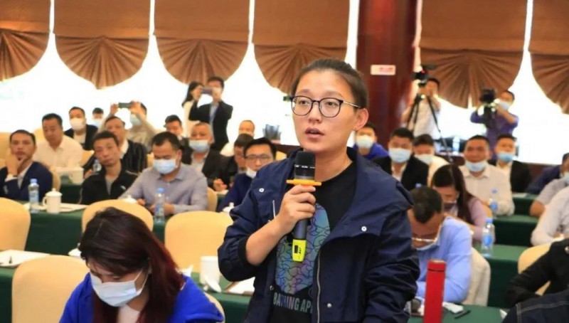 今日頭條記者提問