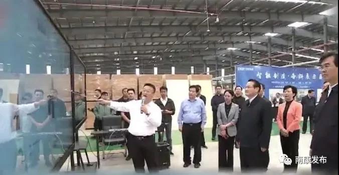 南康家居小鎮匯聚了國內外近千名高端家具設計精英人才