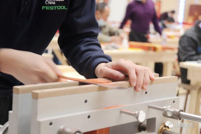 全情投入到8小時的手工制作