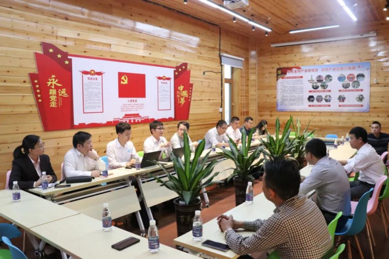 各大銀行接連助陣南康家具,招商銀行企業座談會在協會召開!