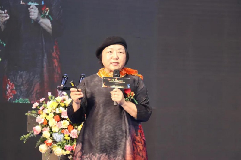 順德職業技術學院教授、博士劉曉紅