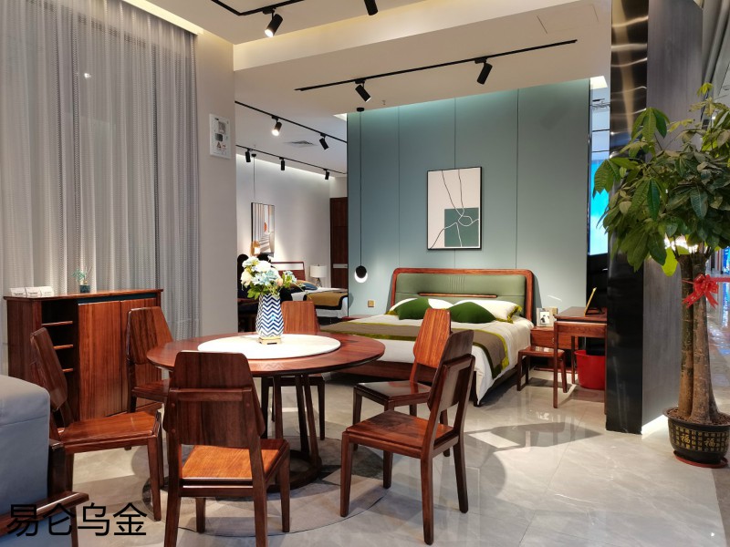 易侖烏金家具展廳實(shí)拍6