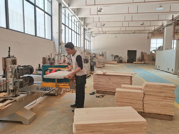江西南康白坯家具加工廠家4