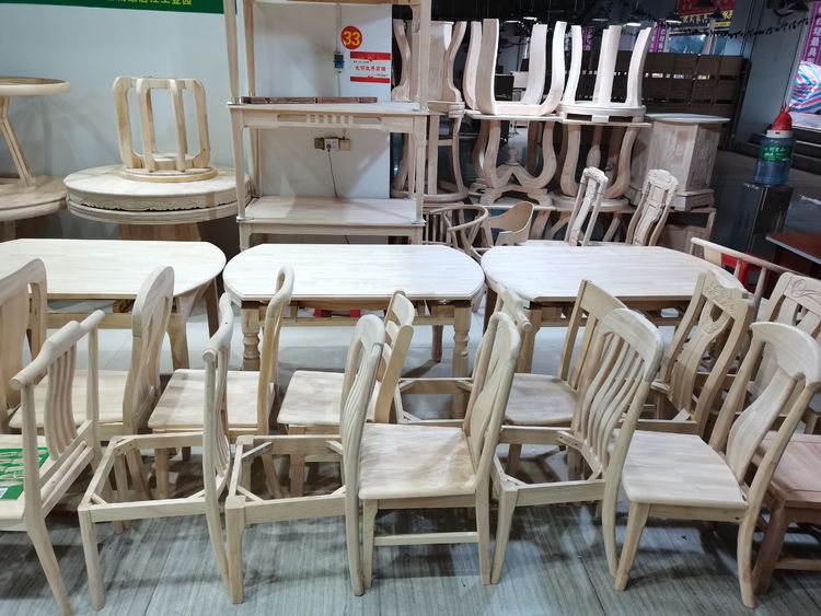 南康光明白坯實木床家具加工市場展廳實拍