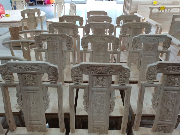 南康光明白坯實木床家具加工市場展廳實拍