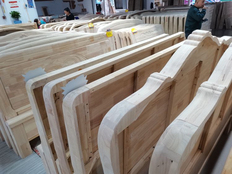 南康光明白坯實木床家具加工市場展廳實拍