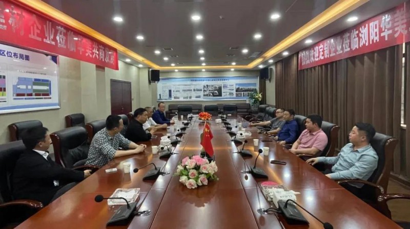 開展&ldquo;百城千店&rdquo;和展會項目合作