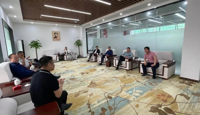 南康家具產業考察團、湖南家協與各企業座談交流2