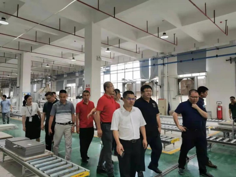 碧桂園現代筑美家居公司考察南康家具3