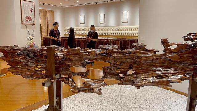 港口+物流木材買全球、家具賣全球