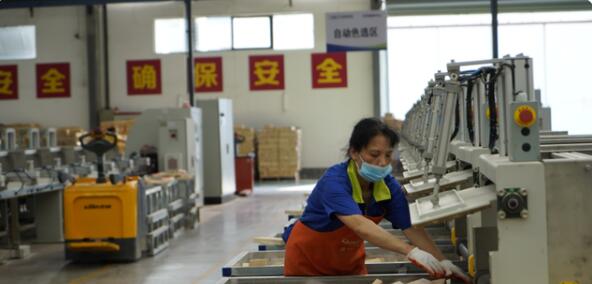 生產車間只有少量工人