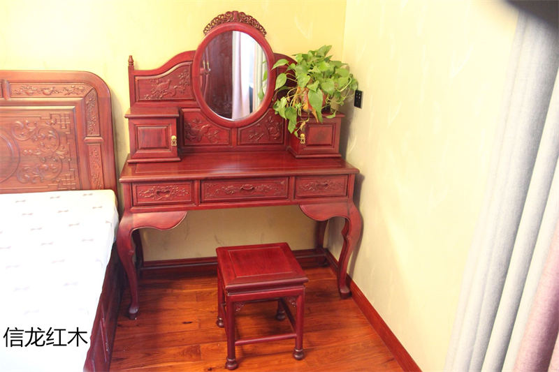 江西贛州南康紅花梨紅木家具28