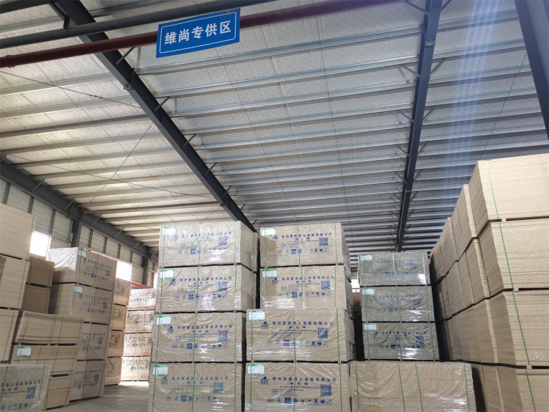 刨花板廠家倉庫實拍&mdash;&mdash;維尚專供區