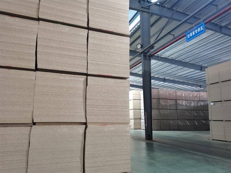 刨花板廠家倉庫實拍&mdash;&mdash;好萊客專供區